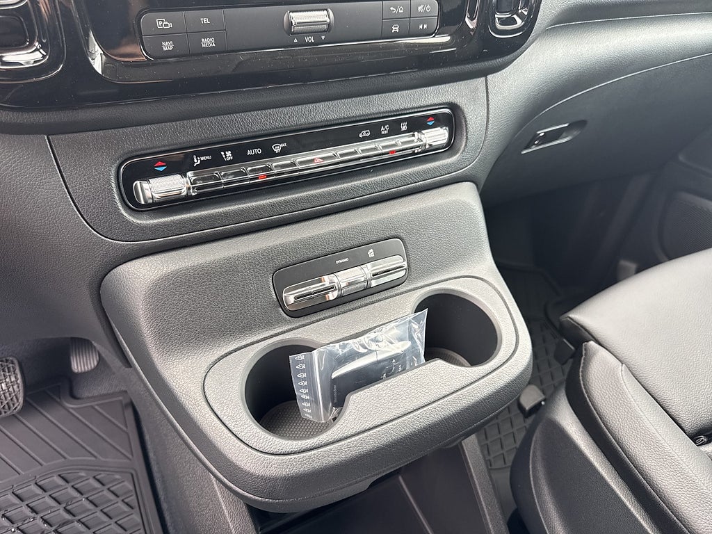 Mercedes-Benz Vito 2027 - miniatyr 13
