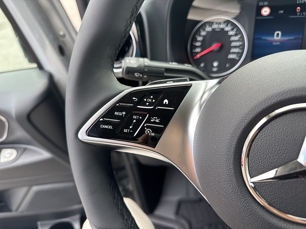Mercedes-Benz Vito 2027 - miniatyr 15