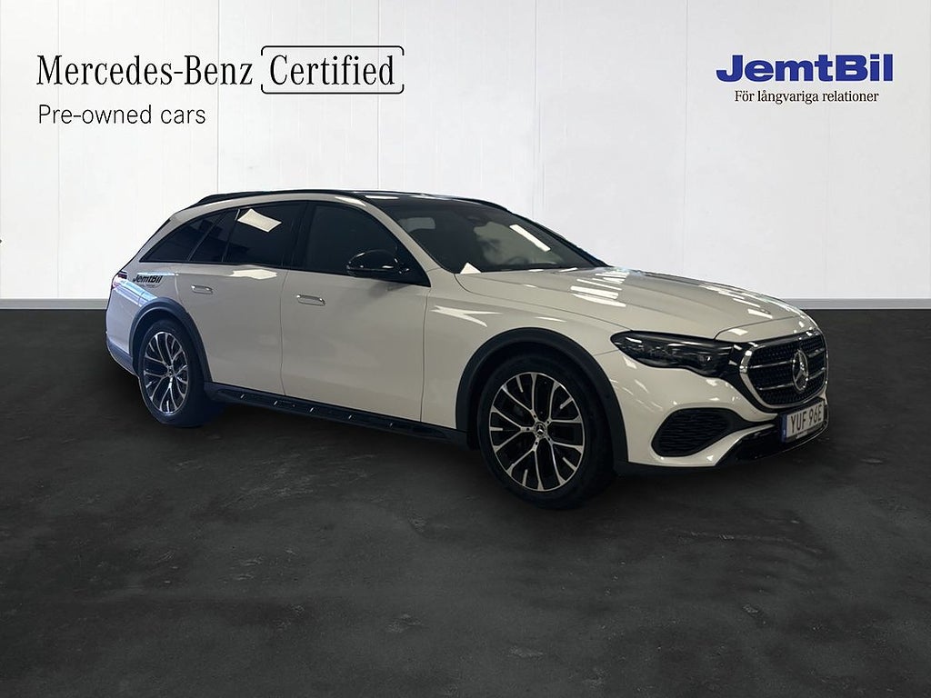 Mercedes-Benz E300 de 2026 - miniatyr 2