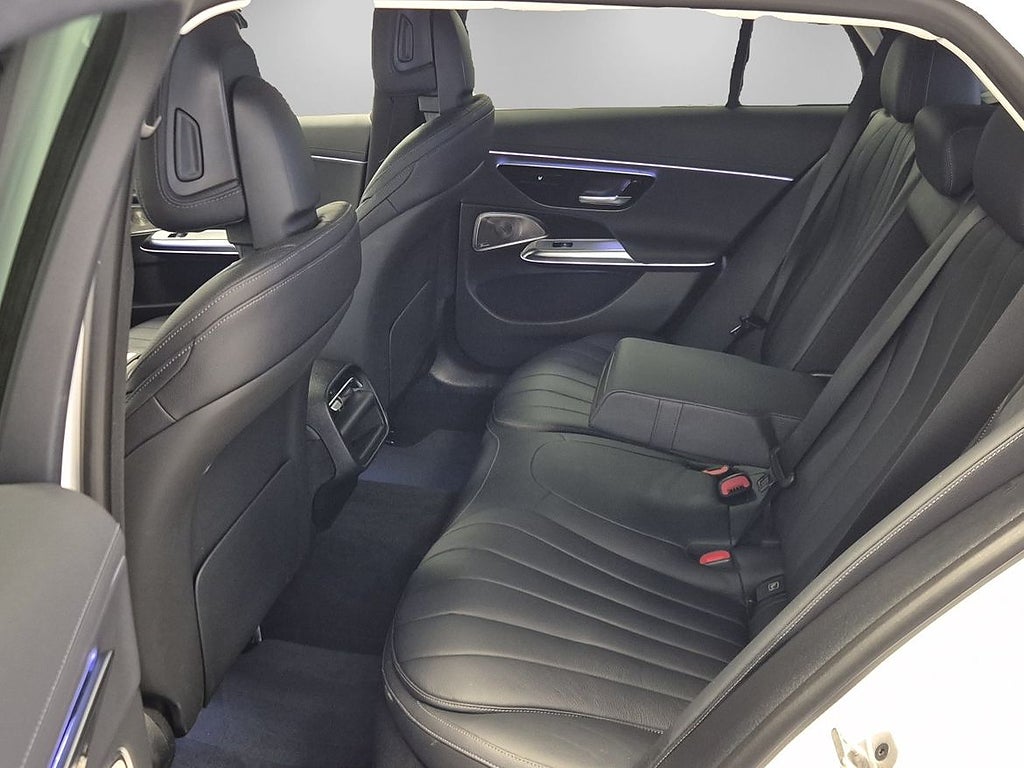 Mercedes-Benz E300 de 2025 - miniatyr 9