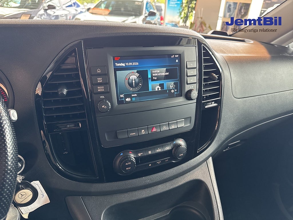 Mercedes-Benz Vito 2021 - miniatyr 11