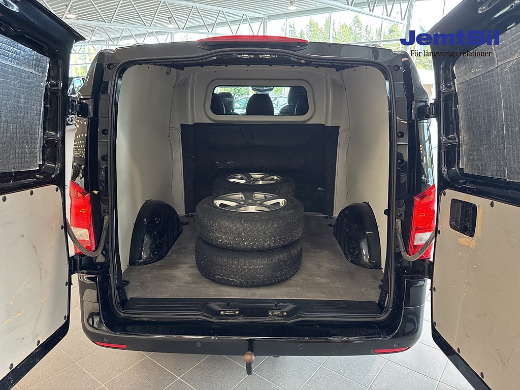 Mercedes-Benz Vito 2021 - miniatyr 14