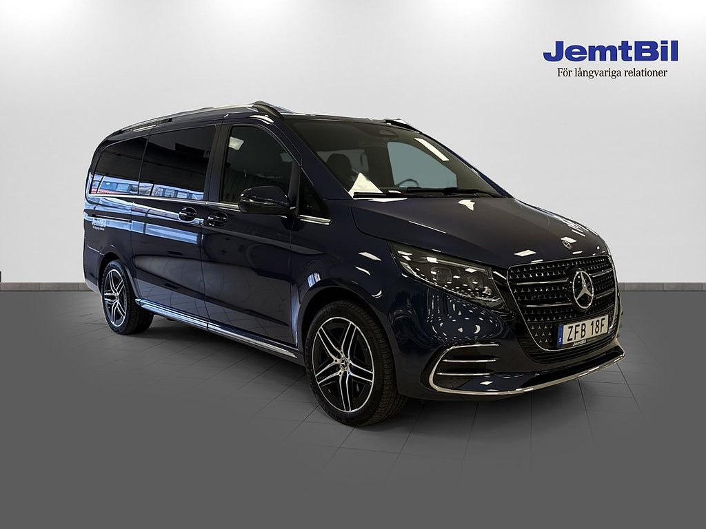 Mercedes-Benz V 2026 - miniatyr 2