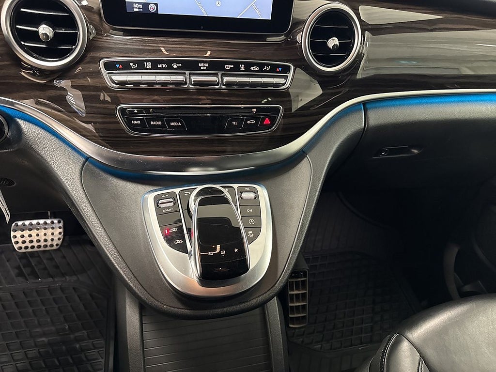 Mercedes-Benz V 2016 - miniatyr 12