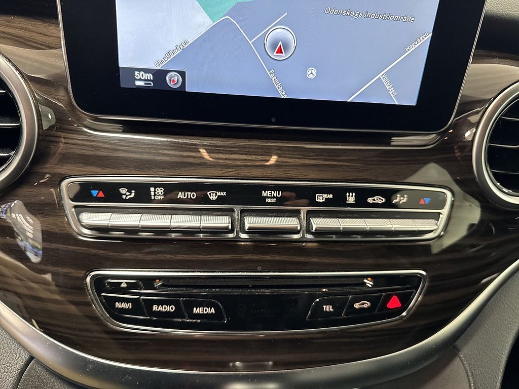 Mercedes-Benz V 2016 - miniatyr 13
