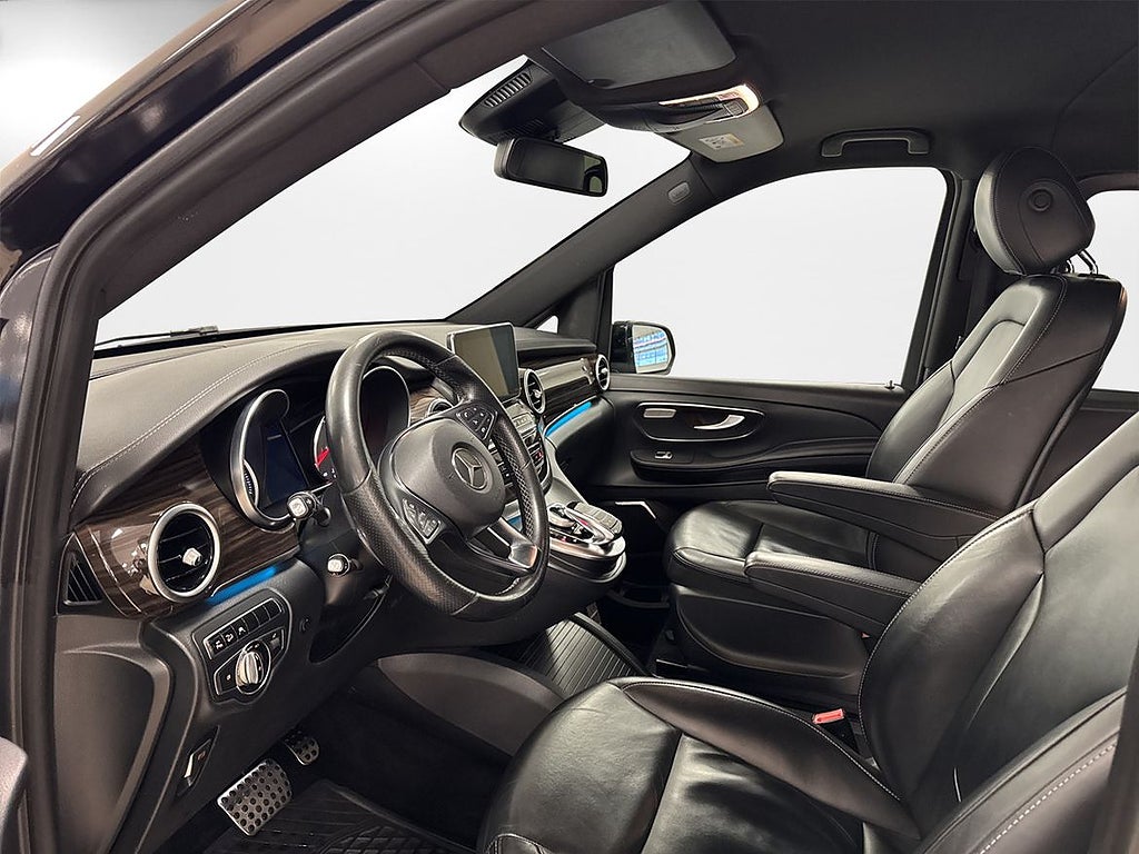 Mercedes-Benz V 2016 - miniatyr 8