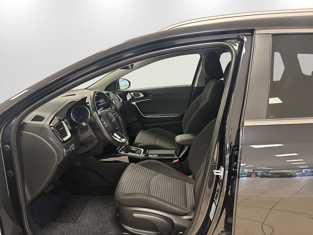 Kia Ceed 2023 - miniatyr 8