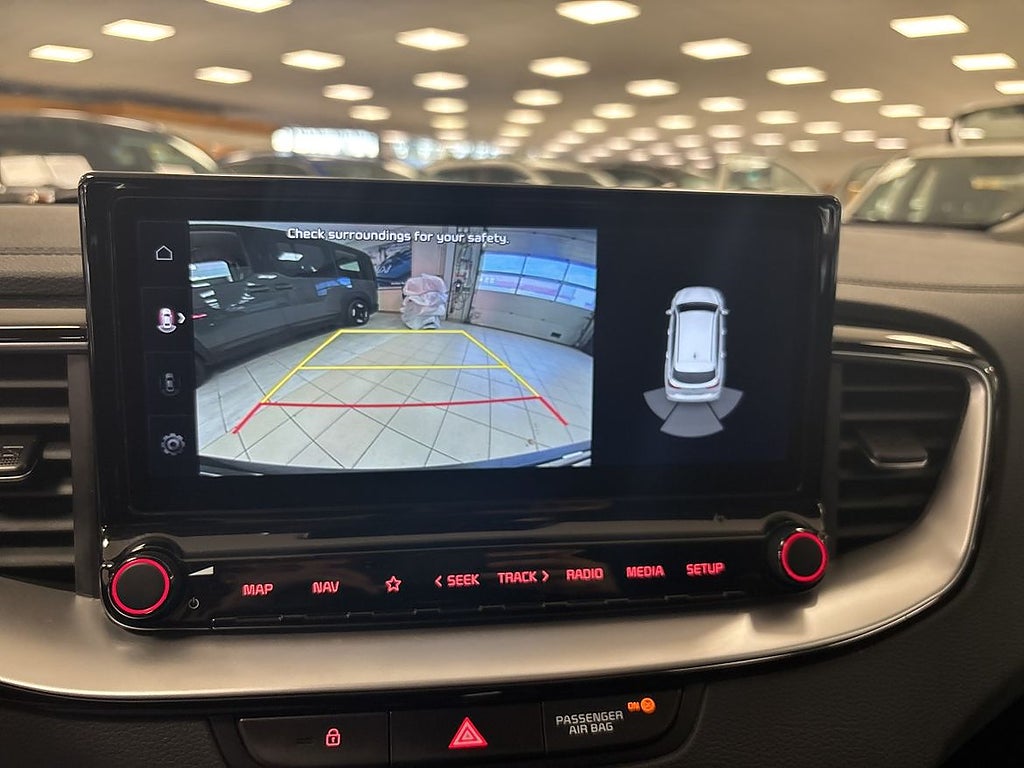 Kia Ceed 2023 - miniatyr 10