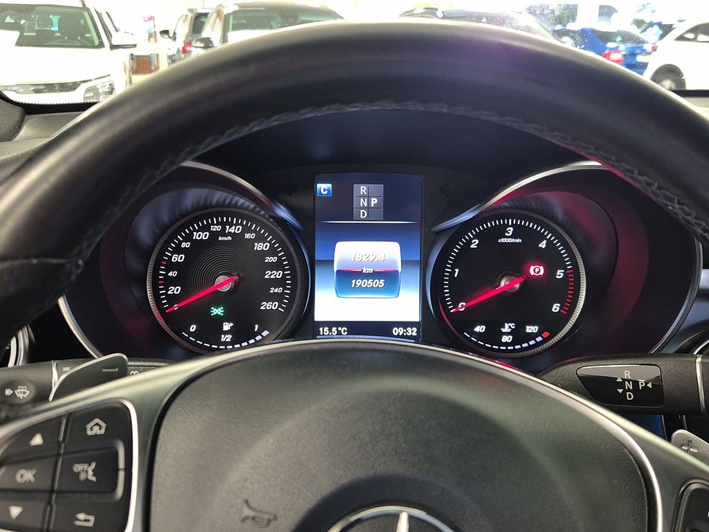 Mercedes-Benz GLC 220d 2019 - miniatyr 8