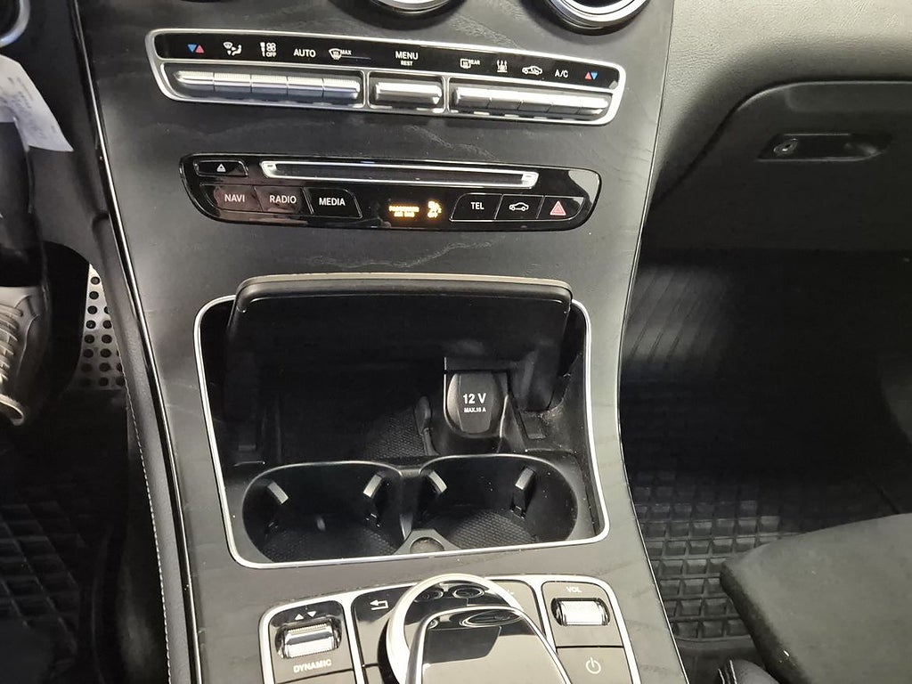 Mercedes-Benz GLC 220d 2019 - miniatyr 10