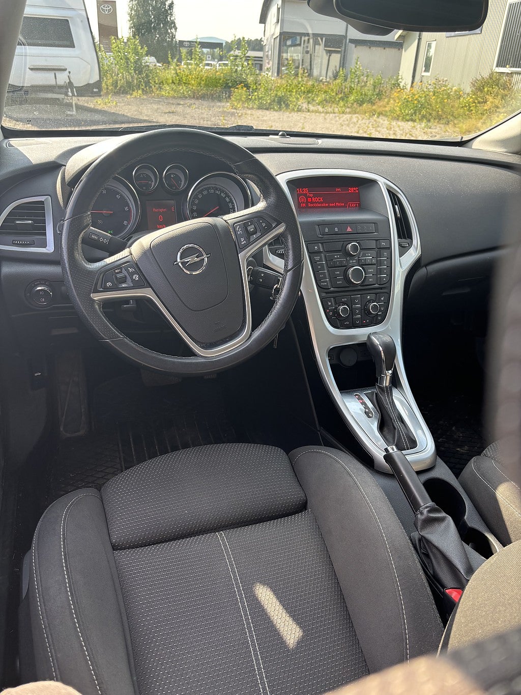 Opel Astra 2013 - miniatyr 4