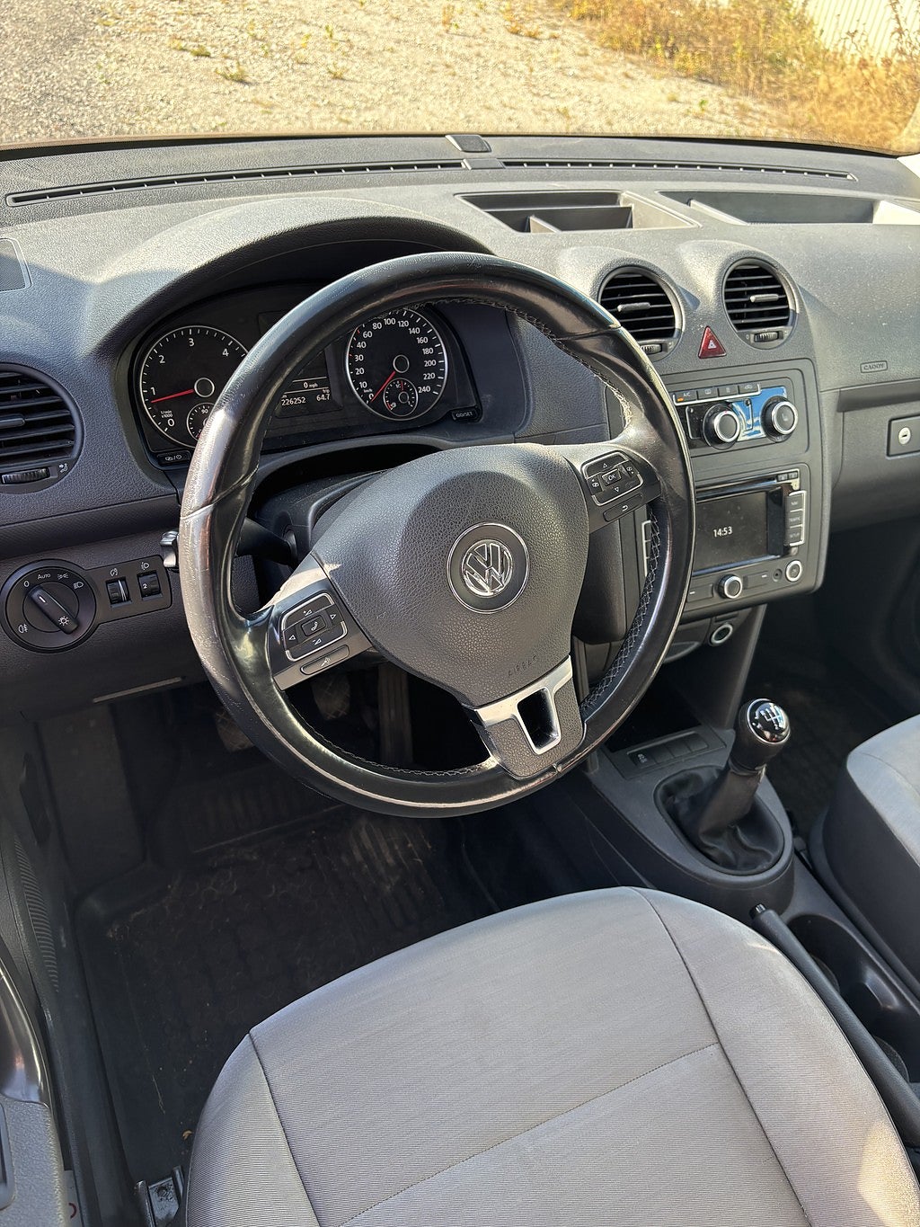 Volkswagen Caddy 2014 - miniatyr 5