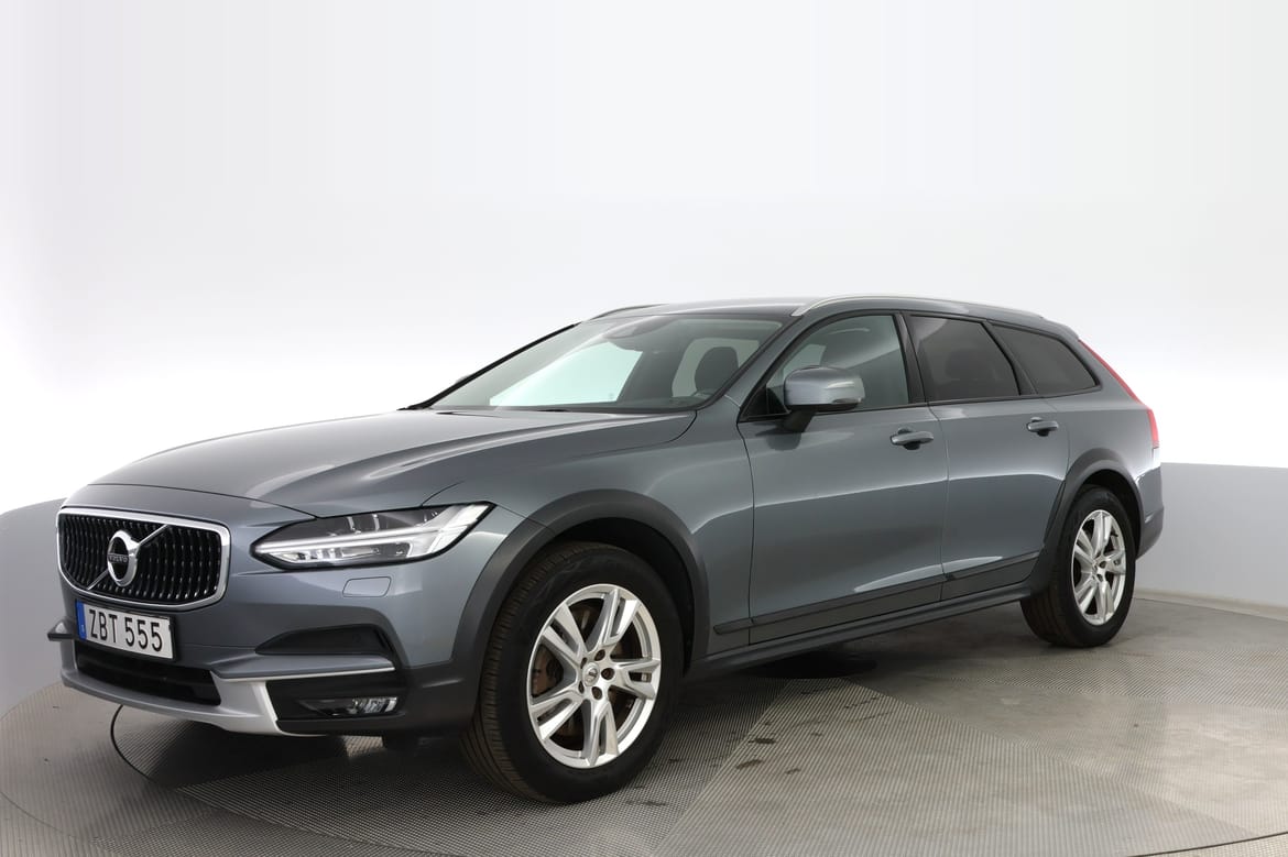 Volvo V90 Cross Country
