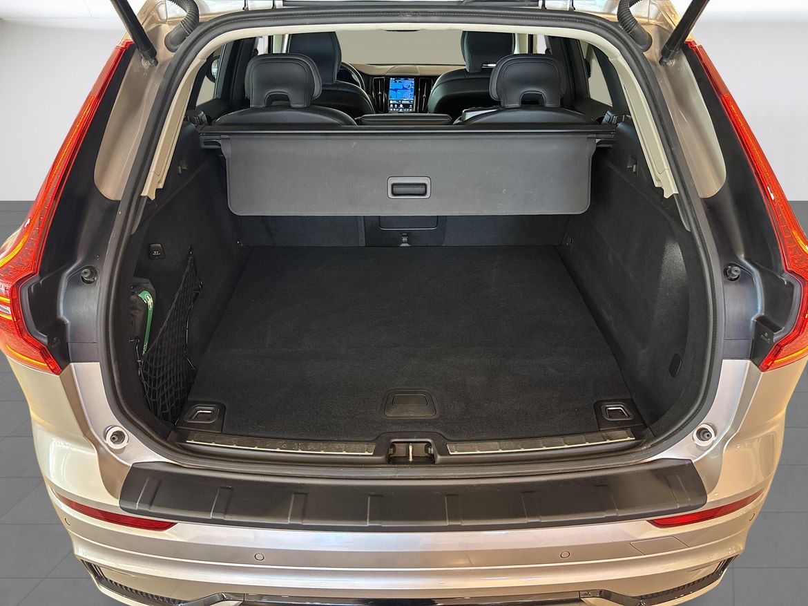 Volvo XC60 2025 - miniatyr 11