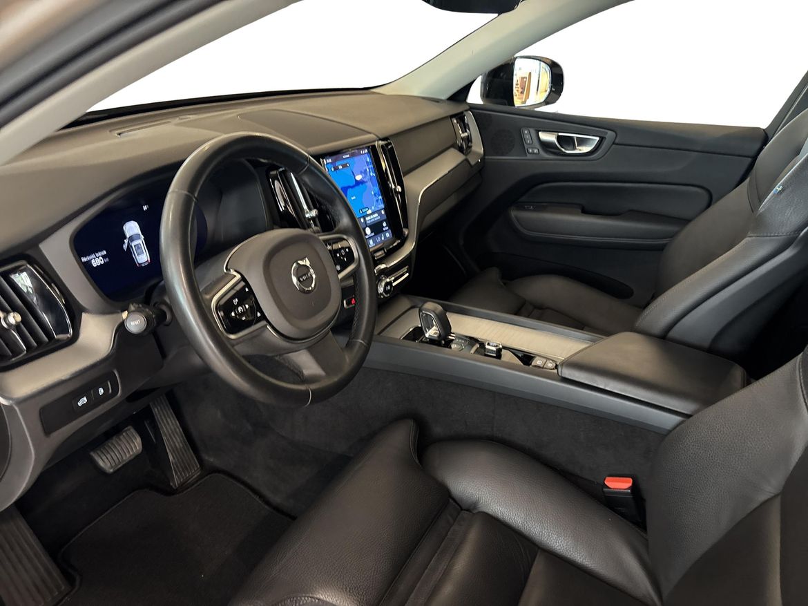 Volvo XC60 2025 - miniatyr 6