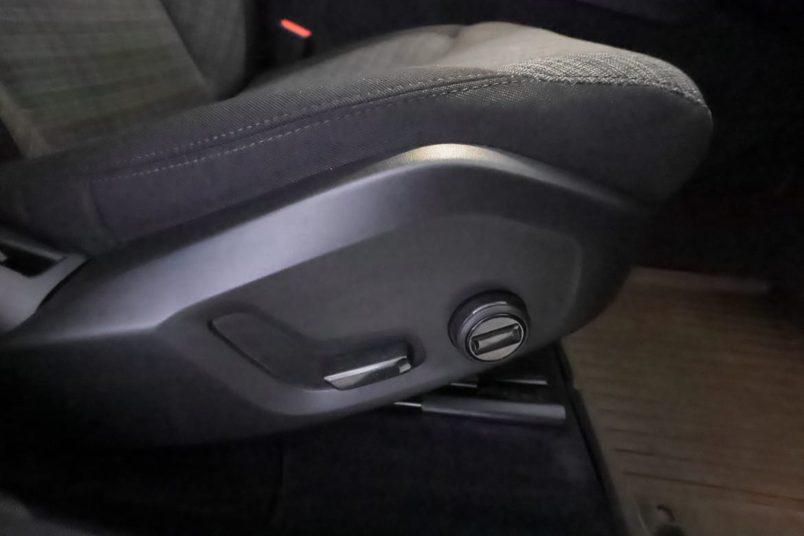 Volvo XC60 2023 - miniatyr 15