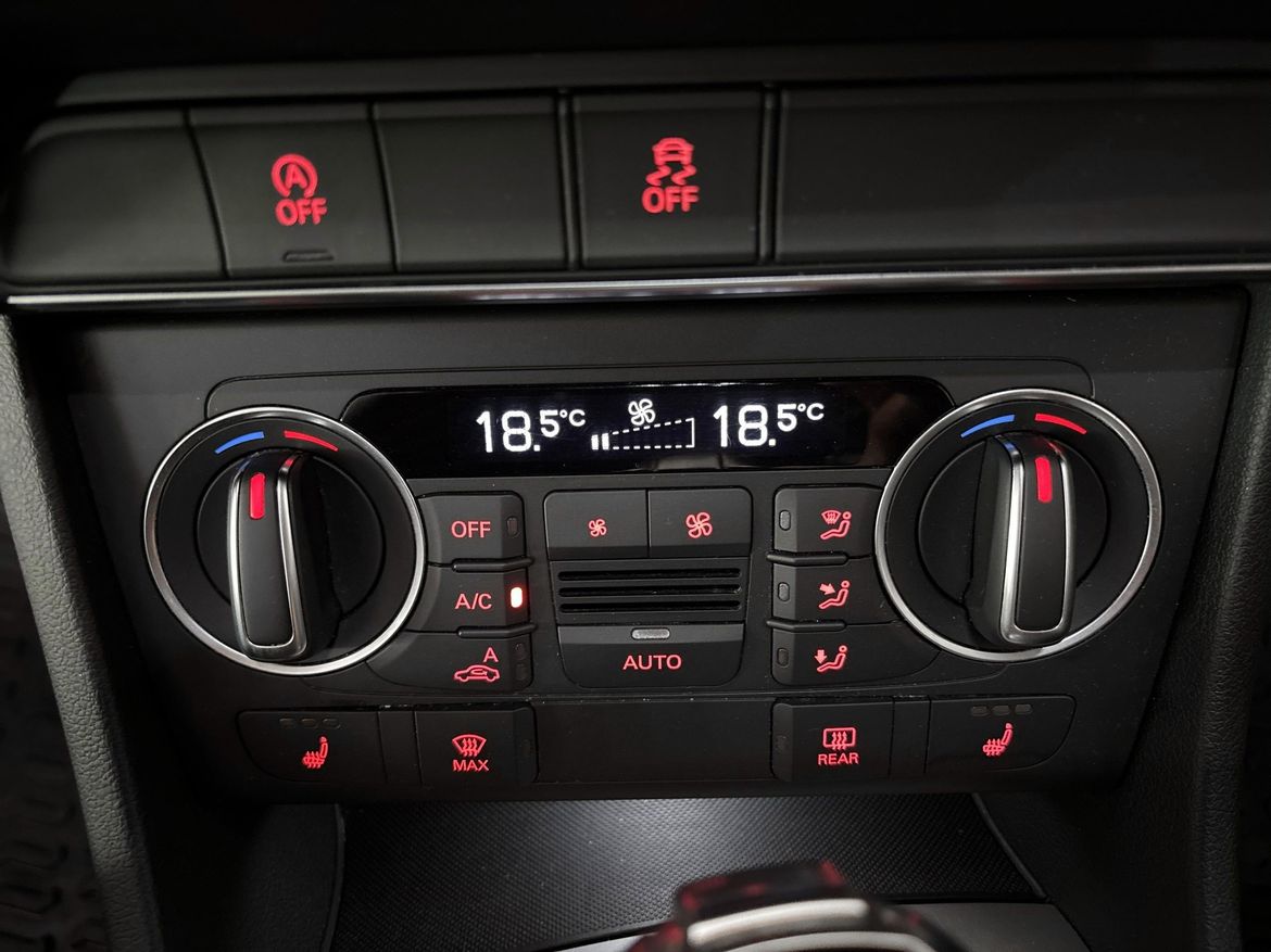 Audi Q3 2017 - miniatyr 12