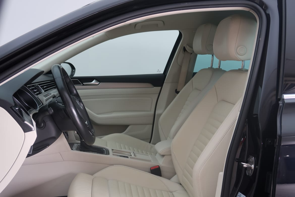 Volkswagen Passat 2016 - miniatyr 4