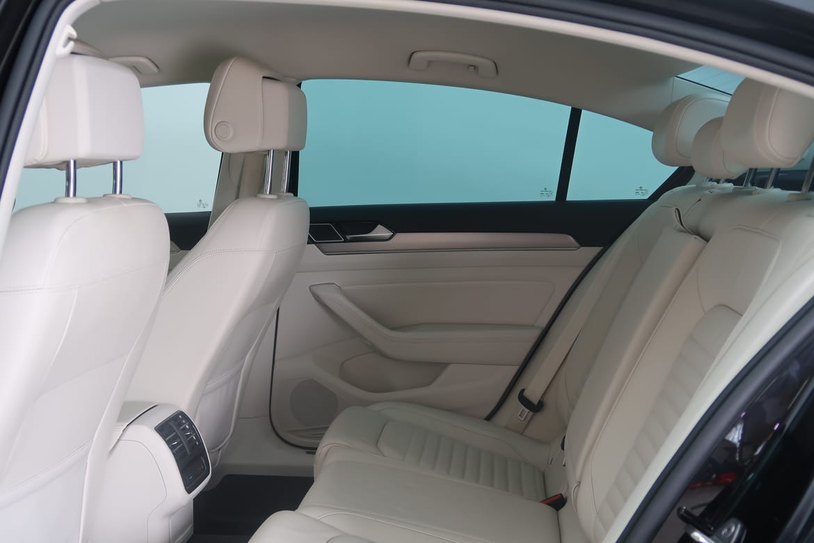 Volkswagen Passat 2016 - miniatyr 5