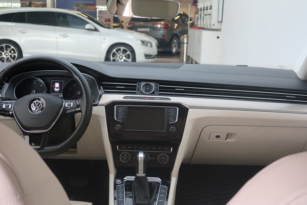 Volkswagen Passat 2016 - miniatyr 6