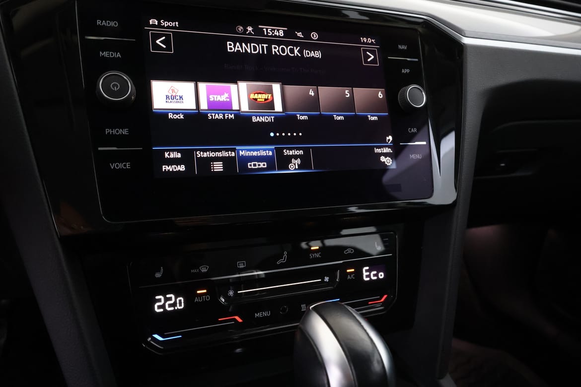 Volkswagen Passat 2023 - miniatyr 10