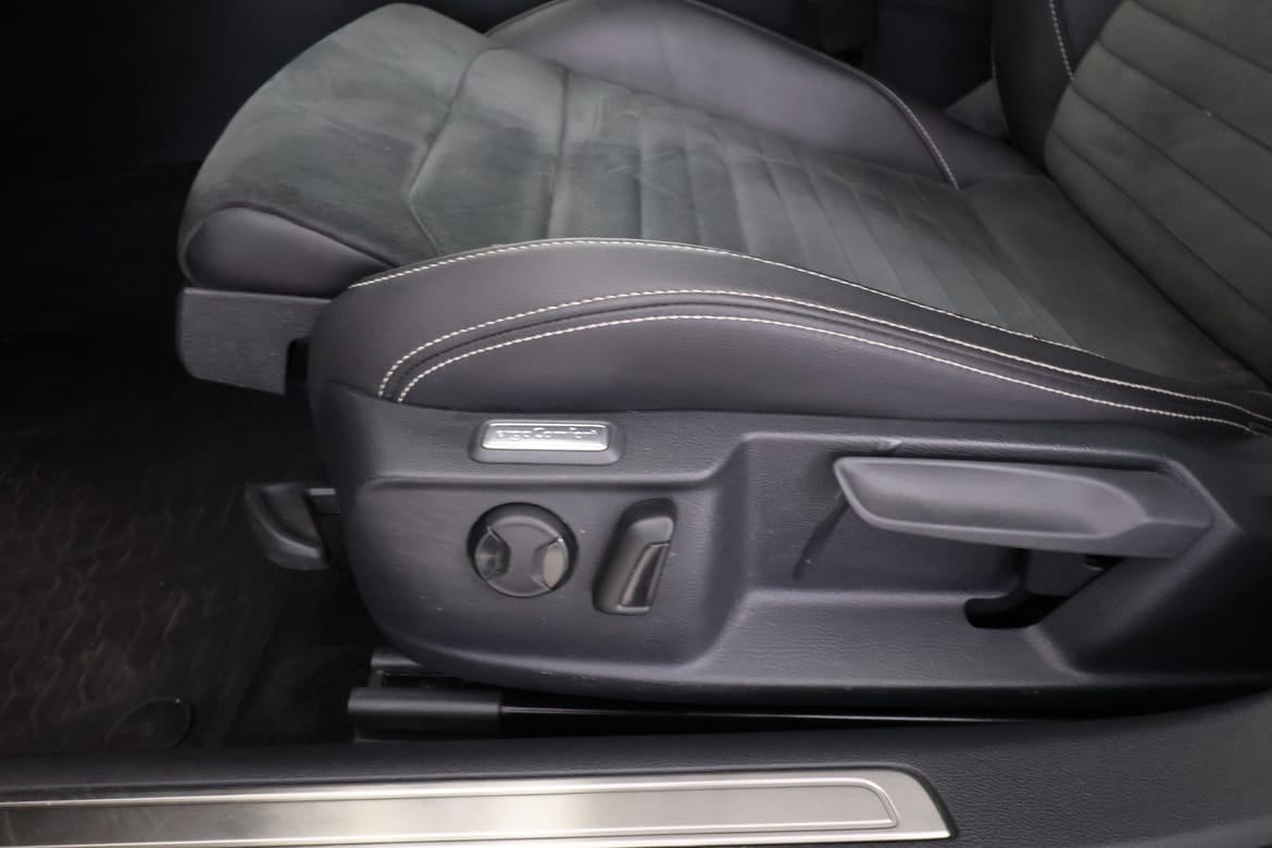 Volkswagen Passat 2023 - miniatyr 12