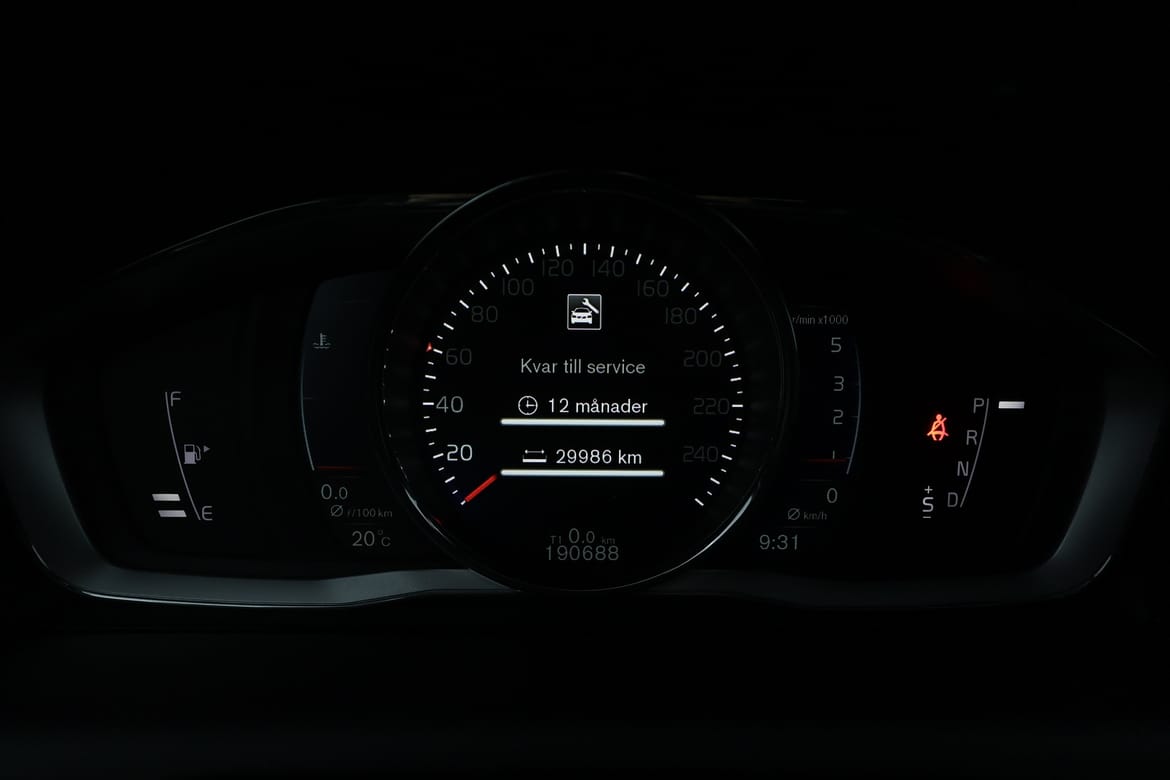 Volvo XC60 2017 - miniatyr 10