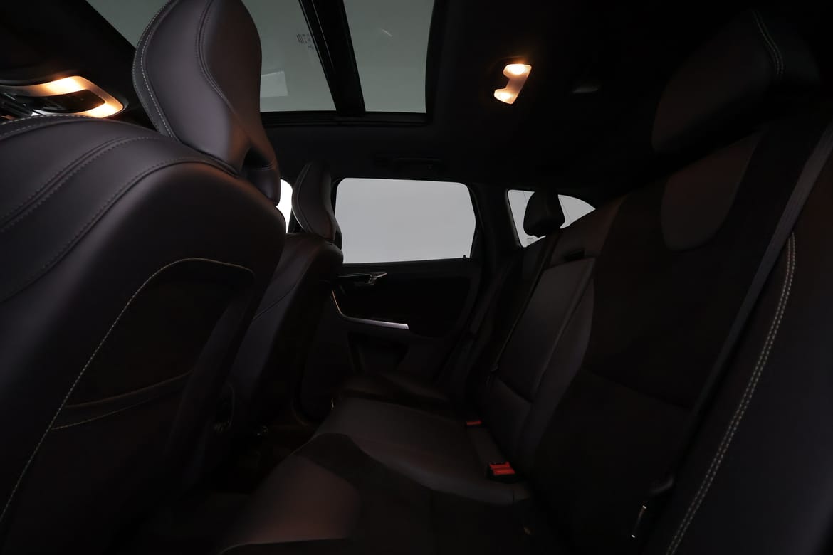 Volvo XC60 2017 - miniatyr 9