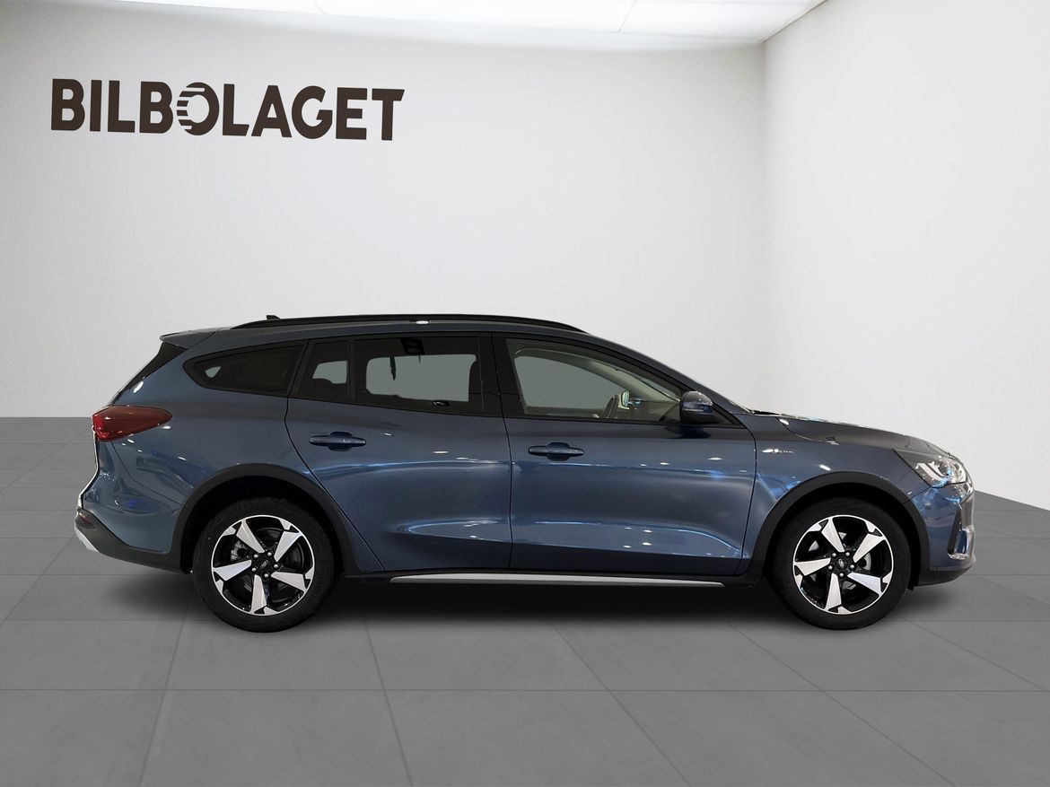 Ford Focus 2024 - miniatyr 3
