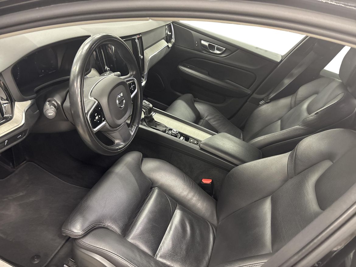 Volvo V60 2019 - miniatyr 6