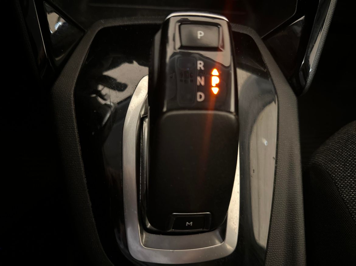 Peugeot 2008 2021 - miniatyr 11
