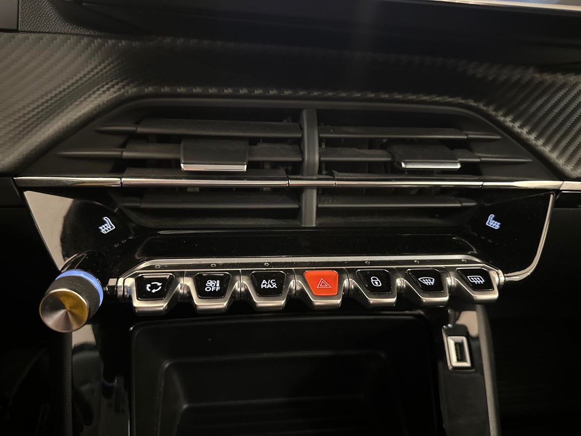 Peugeot 2008 2021 - miniatyr 14