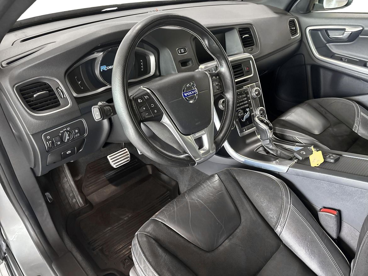 Volvo V60 2015 - miniatyr 6