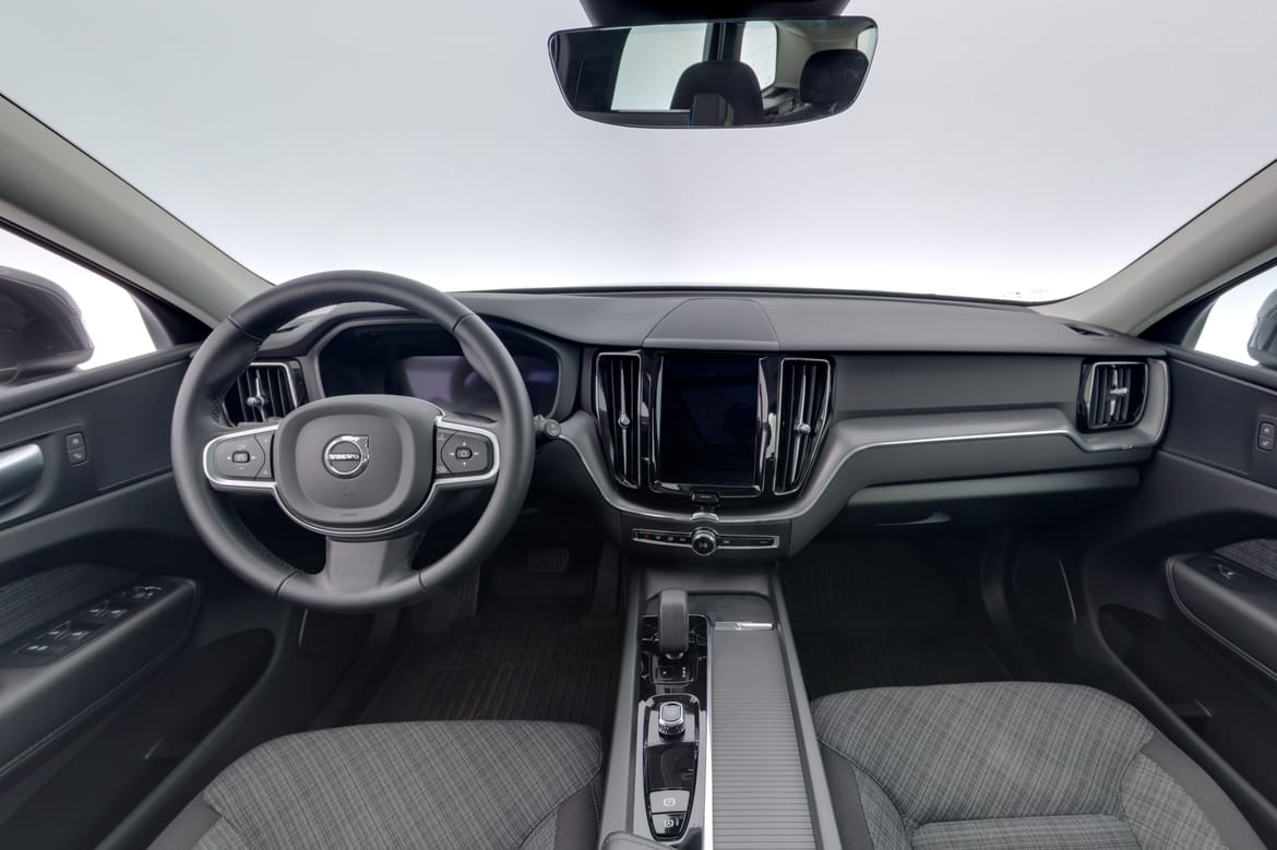 Volvo XC60 2025 - miniatyr 7