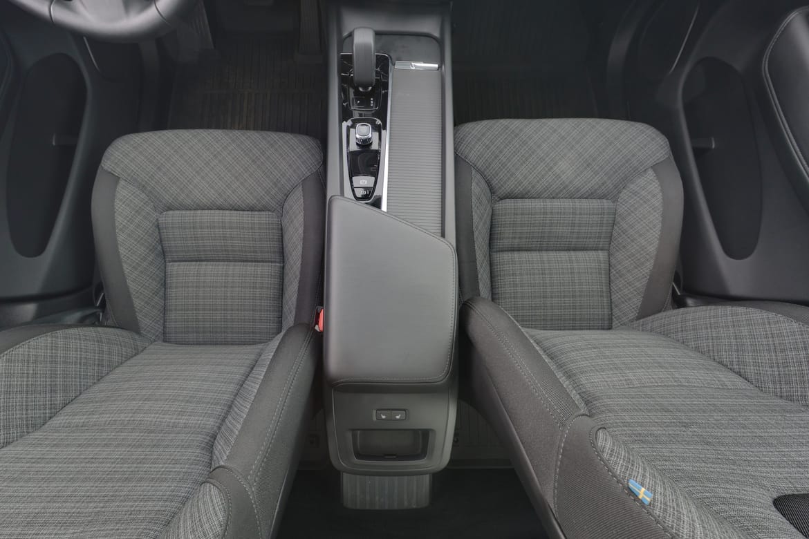 Volvo XC60 2025 - miniatyr 9