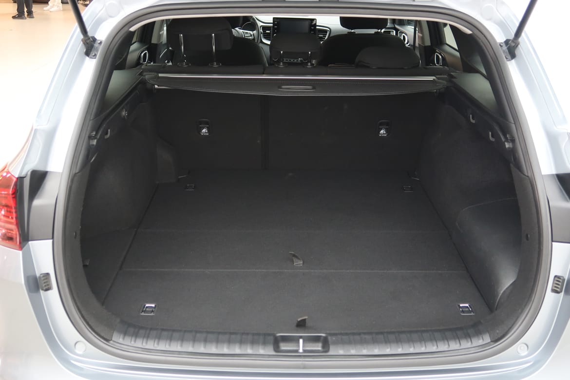 Kia Ceed 2022 - miniatyr 18