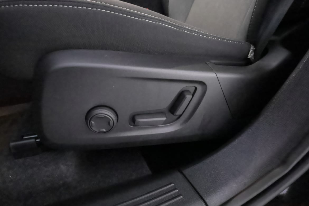 Volvo XC40 2025 - miniatyr 13