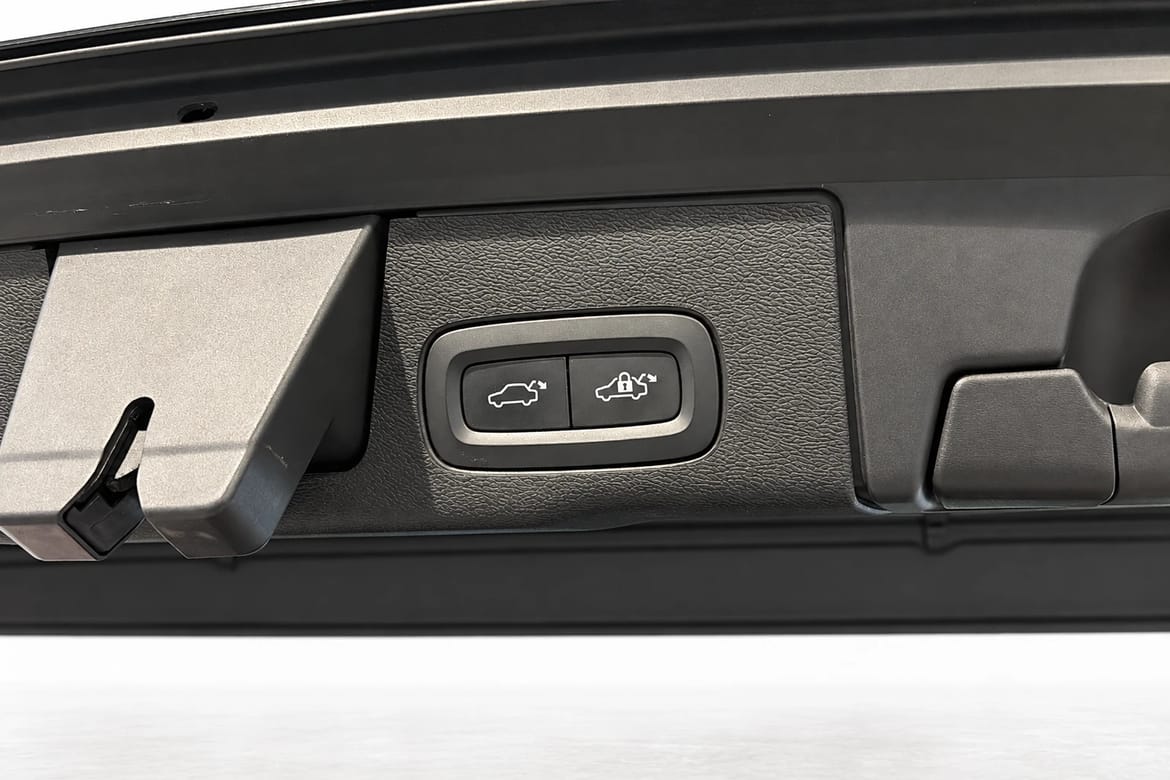 Volvo XC60 2023 - miniatyr 12
