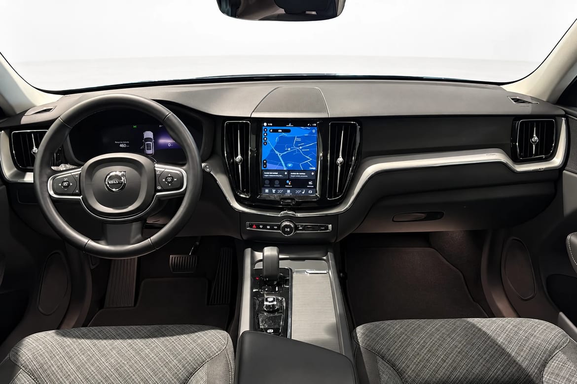 Volvo XC60 2023 - miniatyr 7