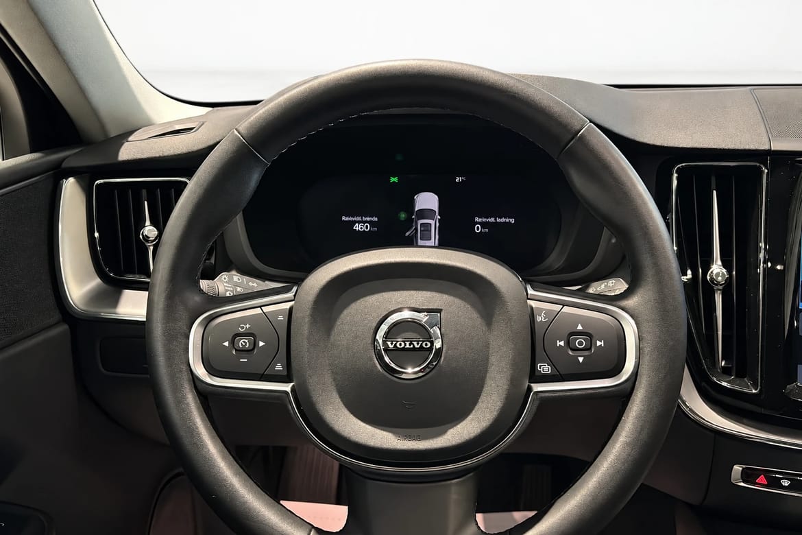 Volvo XC60 2023 - miniatyr 8