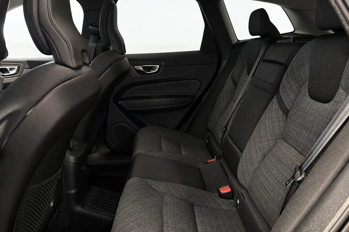 Volvo XC60 2023 - miniatyr 9