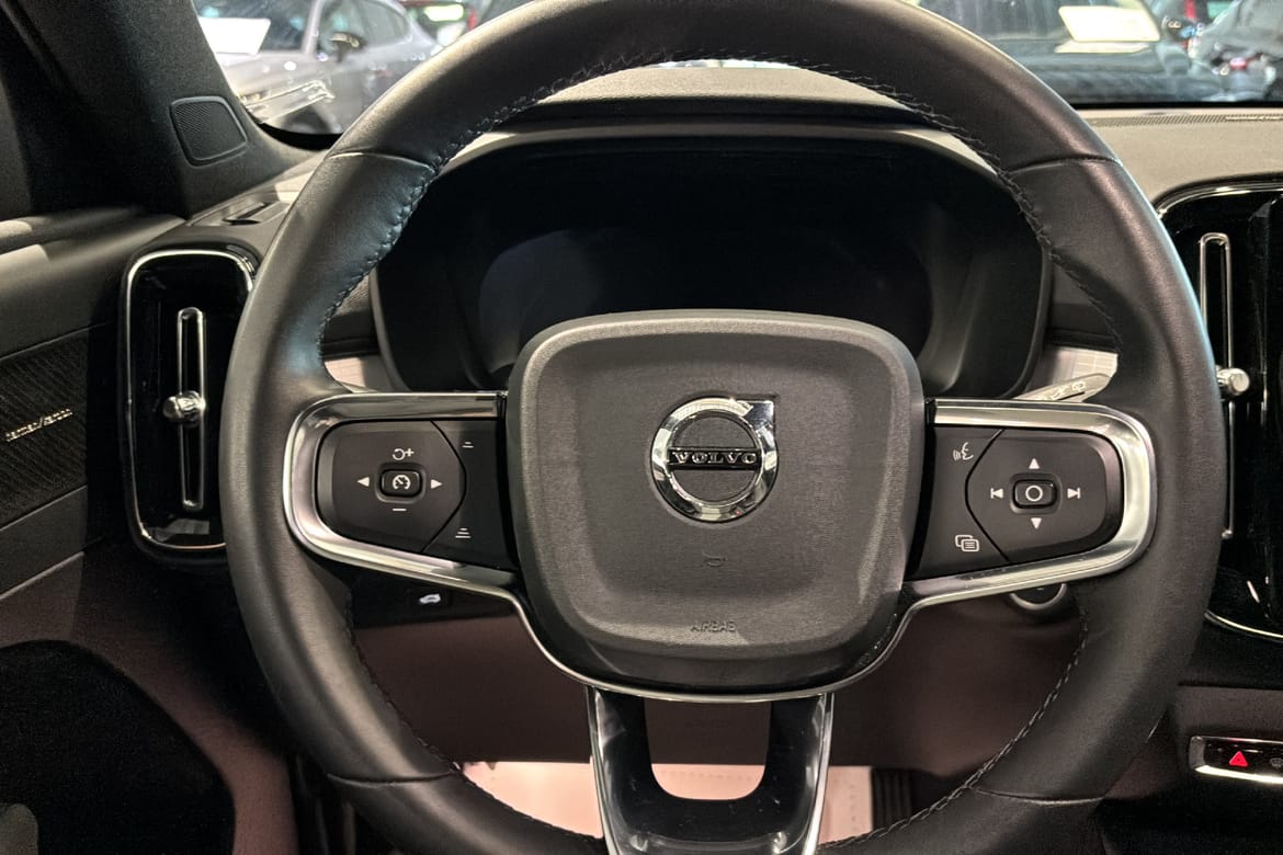 Volvo XC40 2024 - miniatyr 9