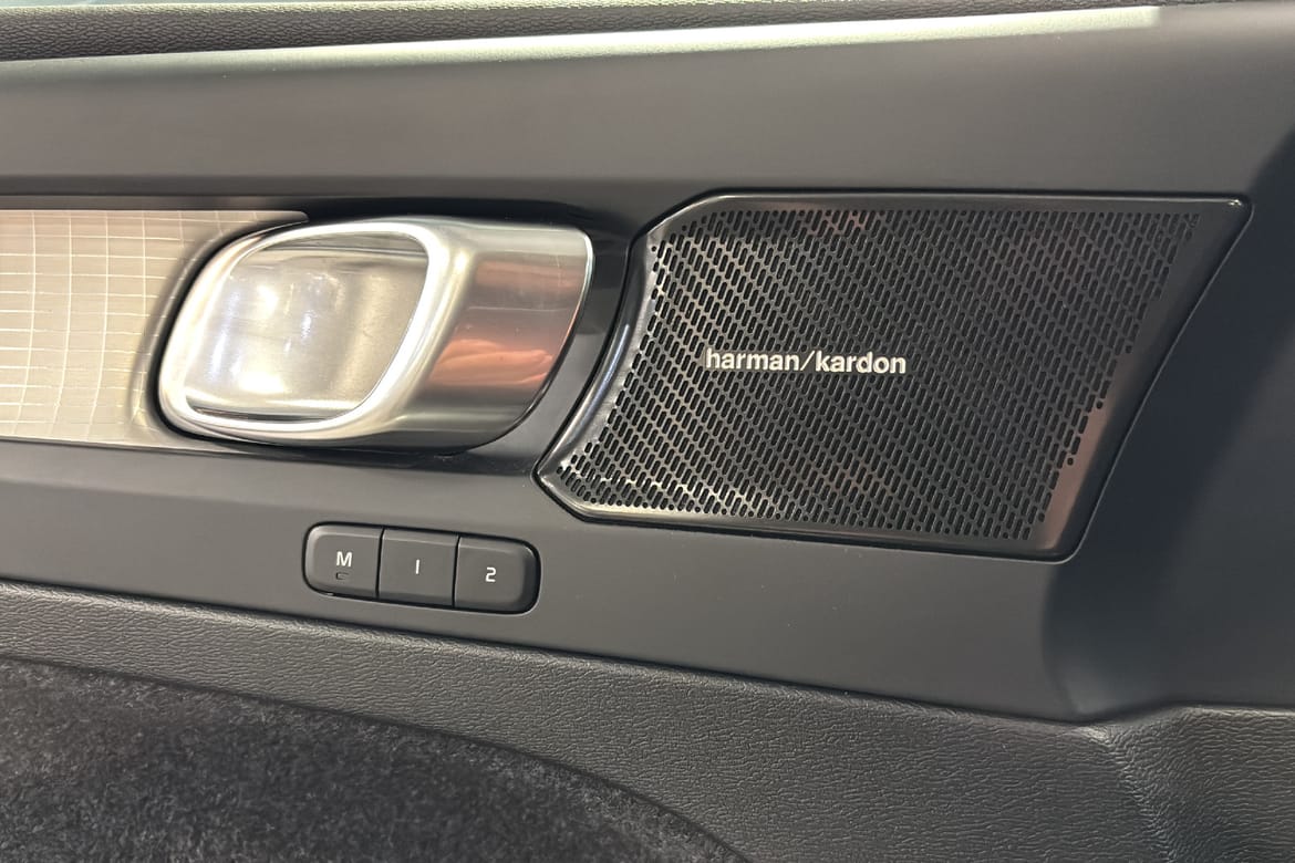 Volvo XC40 2024 - miniatyr 10