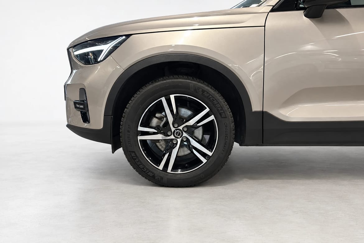 Volvo XC40 2024 - miniatyr 4
