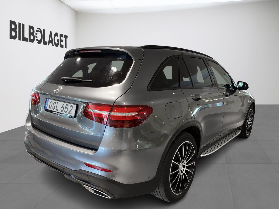 Mercedes-Benz GLC 2017 - miniatyr 4