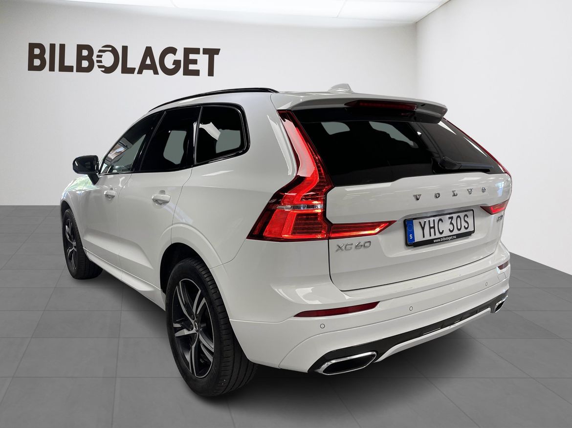 Volvo XC60 2021 - miniatyr 3