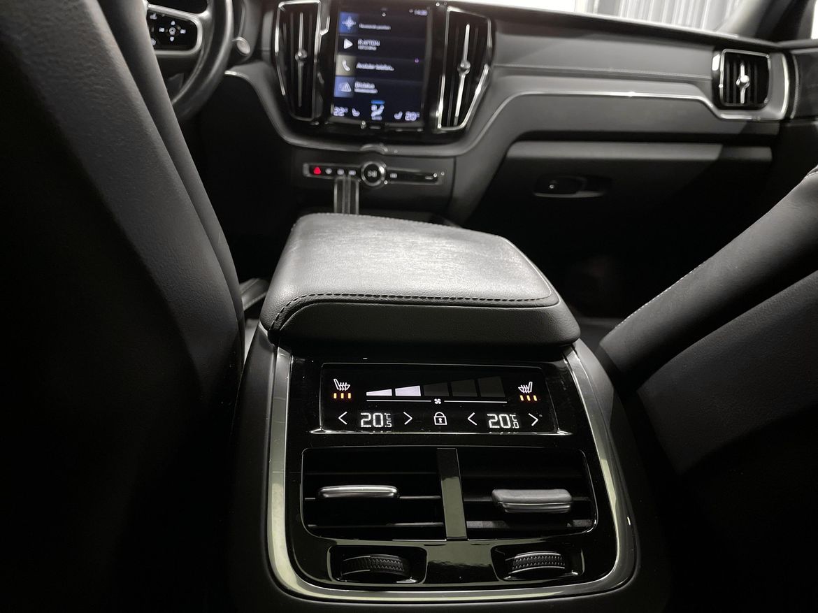 Volvo XC60 2021 - miniatyr 25