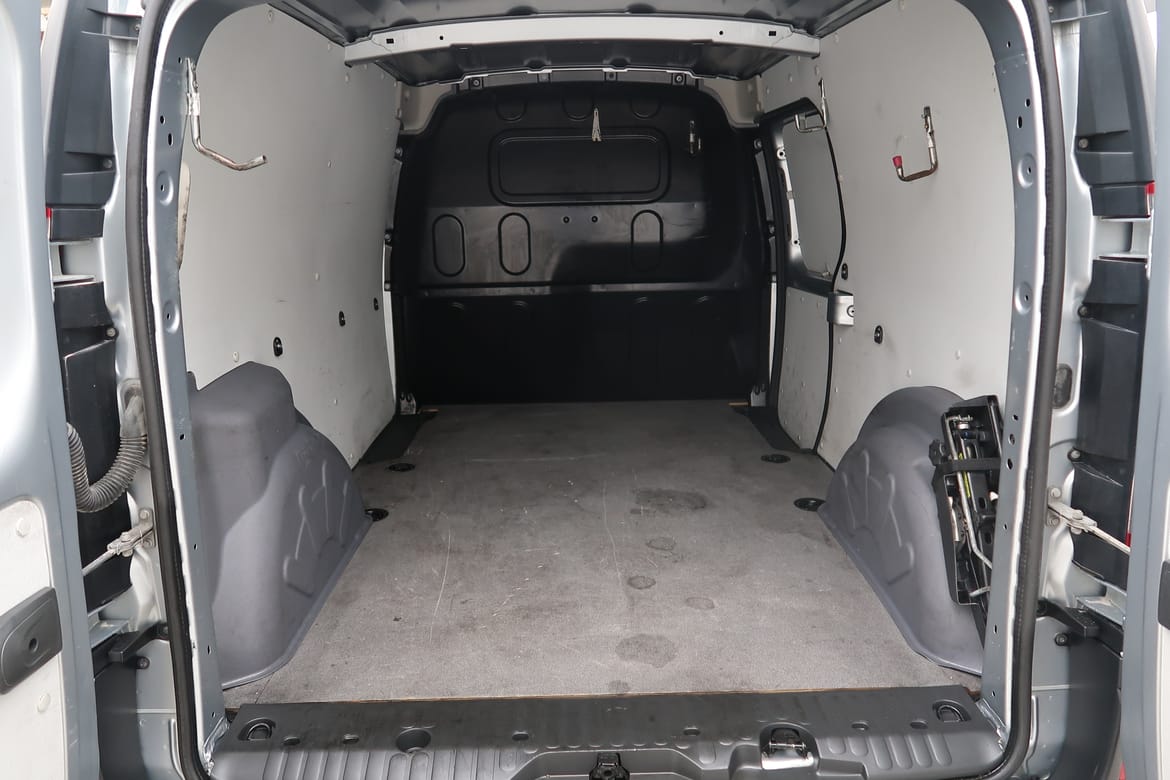 Nissan NV250 2022 - miniatyr 4