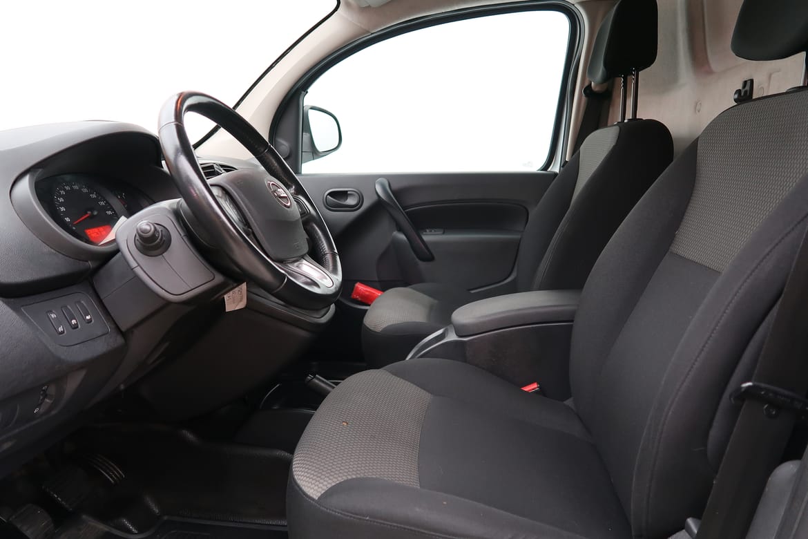 Nissan NV250 2022 - miniatyr 7