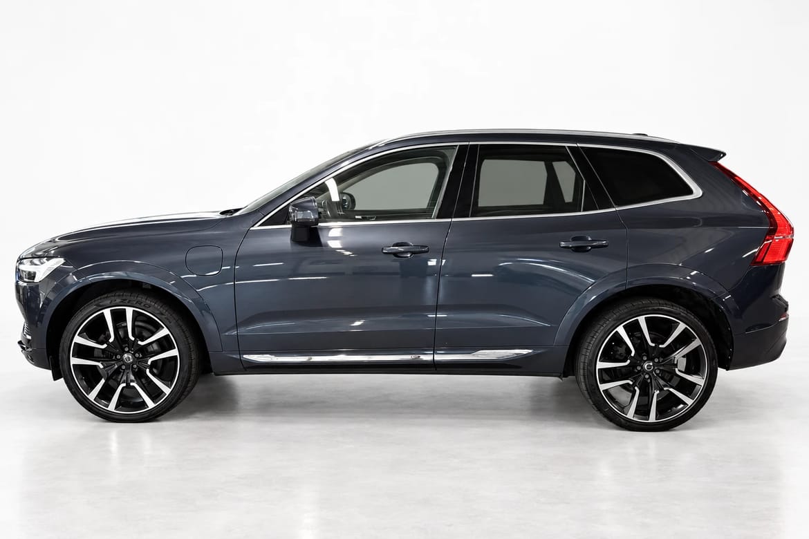 Volvo XC60 2021 - miniatyr 2